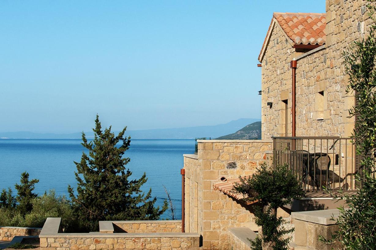 Diapori Suites Hotel Kardamyli Pokoj fotografie