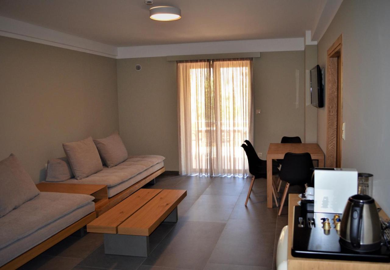 Diapori Suites Hotel Kardamyli Exteriér fotografie