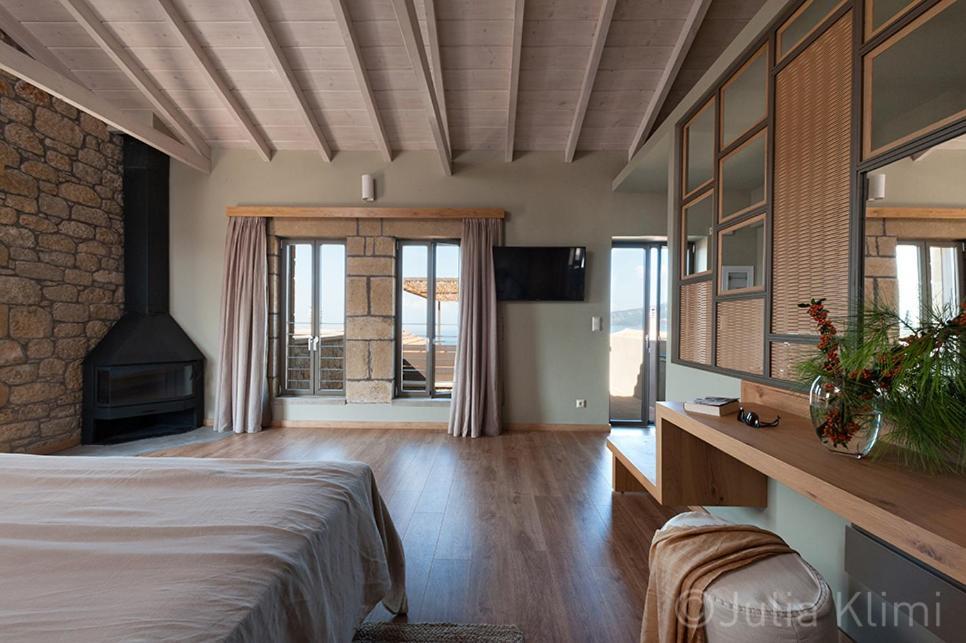 Diapori Suites Hotel Kardamyli Pokoj fotografie