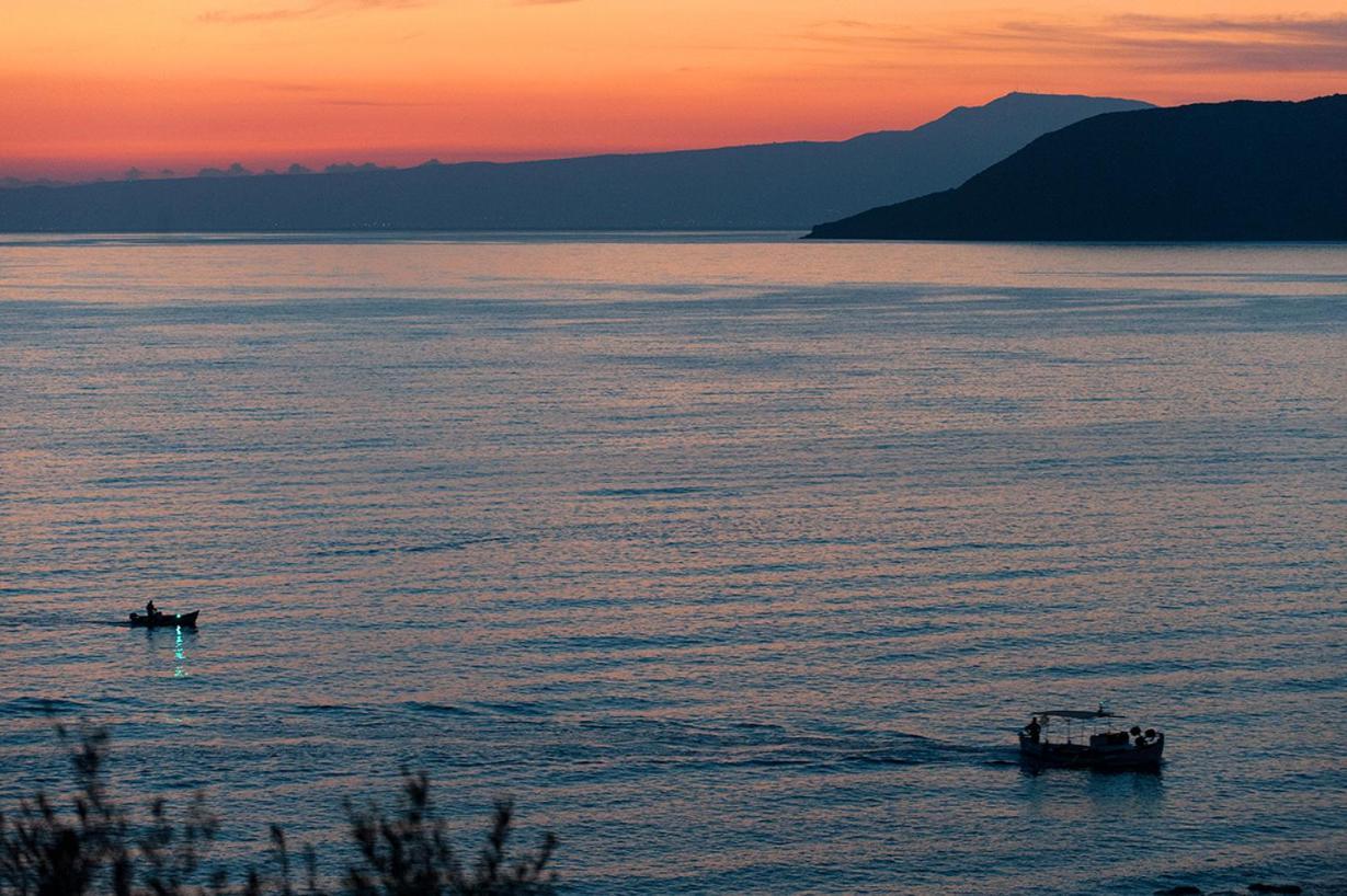 Diapori Suites Hotel Kardamyli Exteriér fotografie